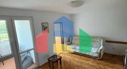 Продаётся квартира с одной спальней в Сутоморе