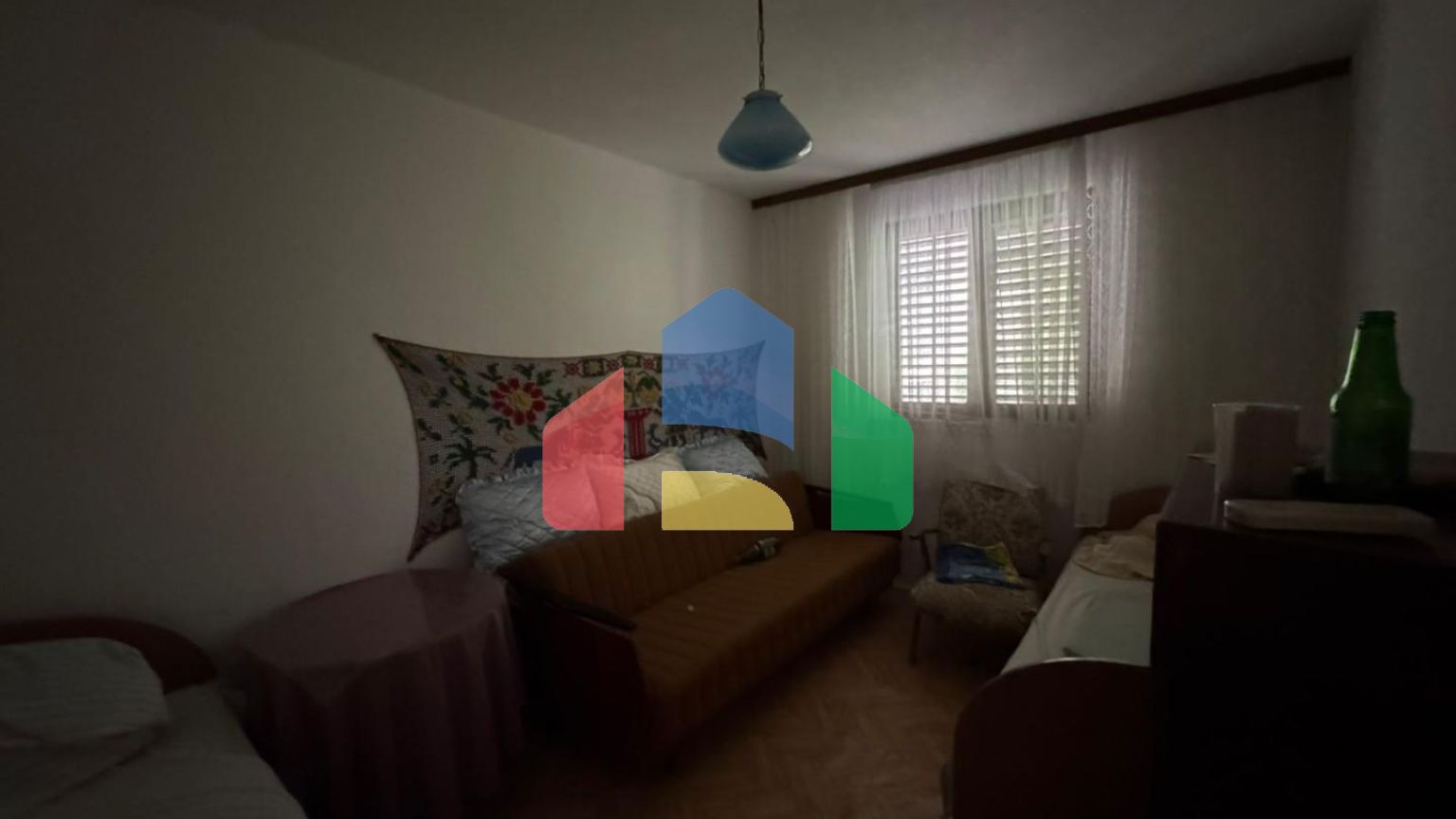 Небольшой дом с участком в Сутоморе