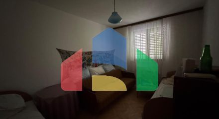 Небольшой дом с участком в Сутоморе