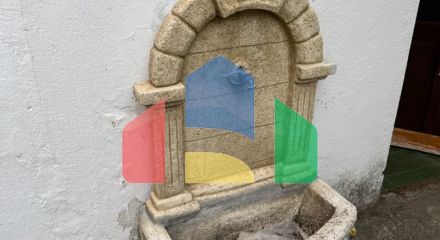 Небольшой дом с участком в Сутоморе