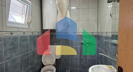 Недорогой двухэтажный дом с видом на море в Сутоморе