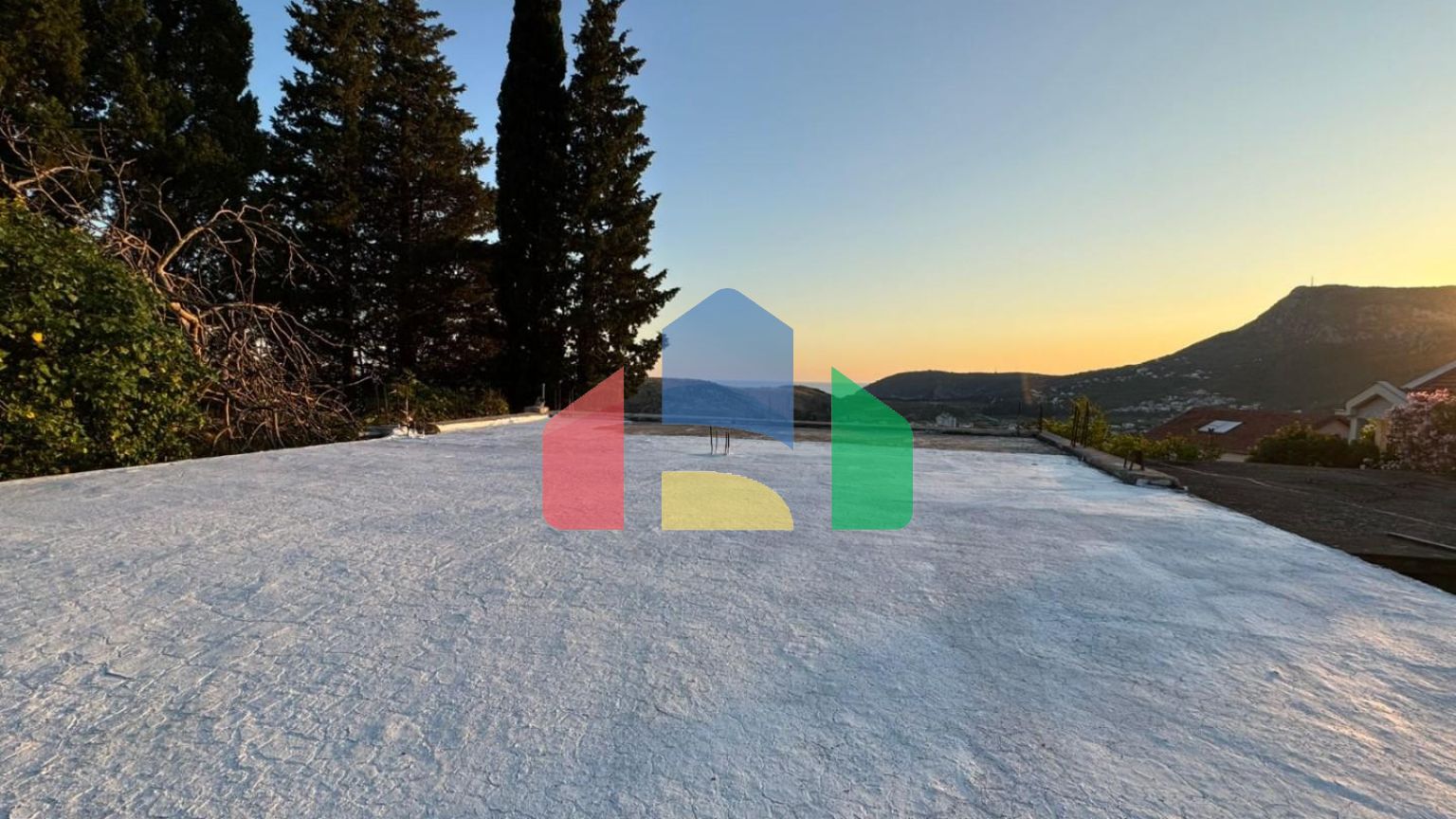 Дом с видом на море в Сутоморе, район Побордже