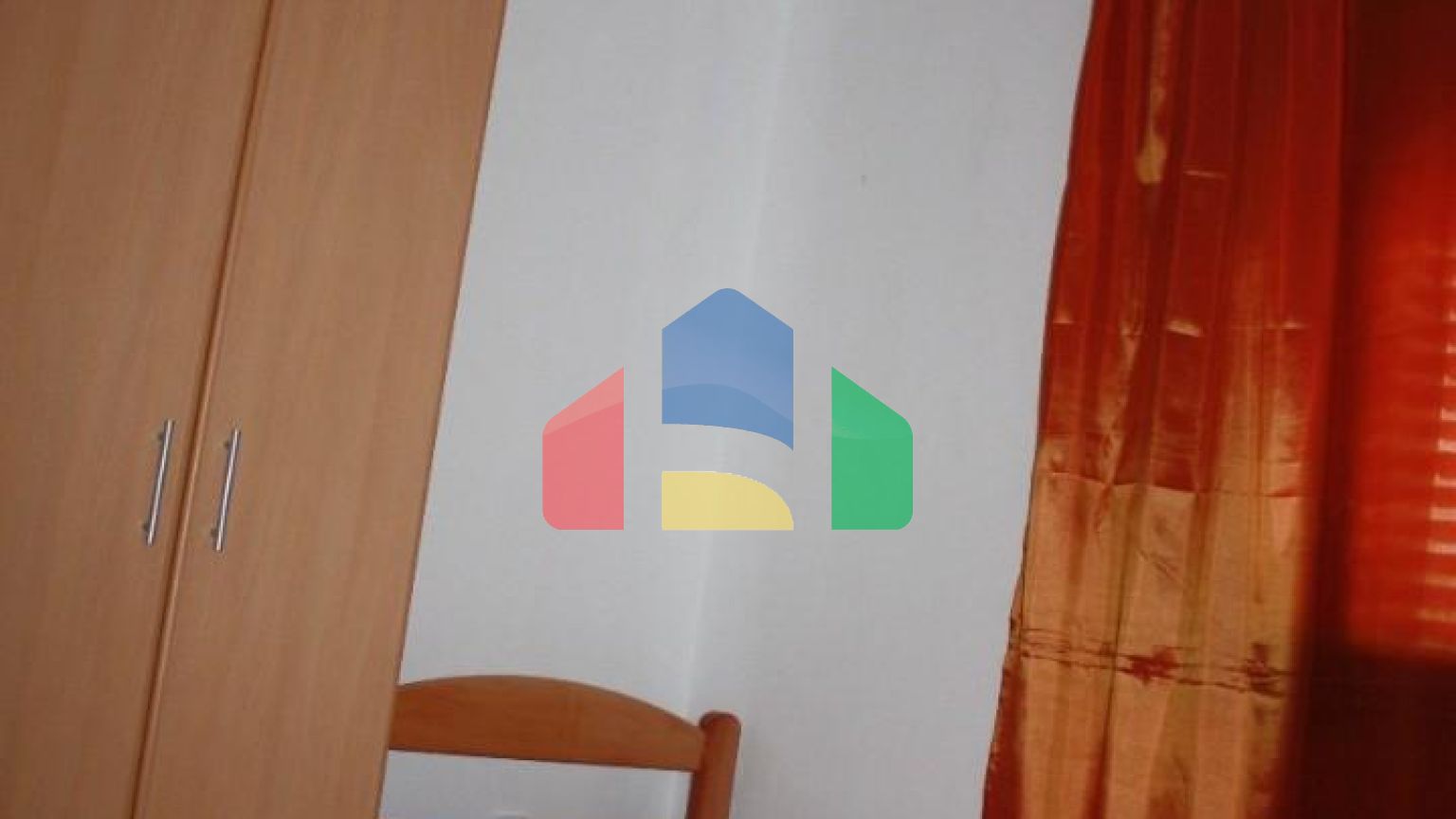 Продаётся двухэтажный дом у моря в Сутоморе (Брца)