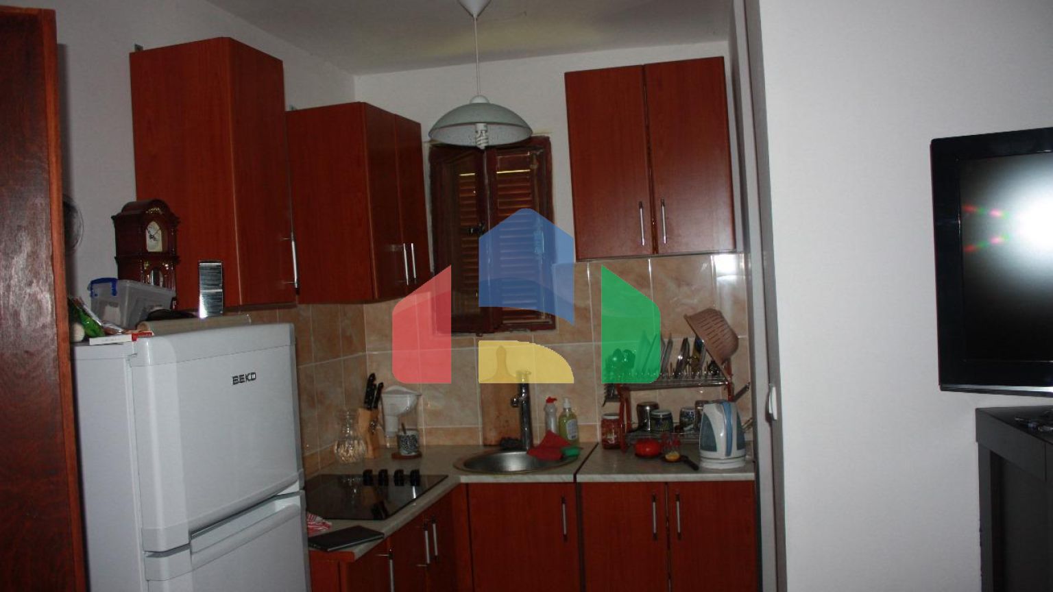 Продаётся двухэтажный дом у моря в Сутоморе (Брца)