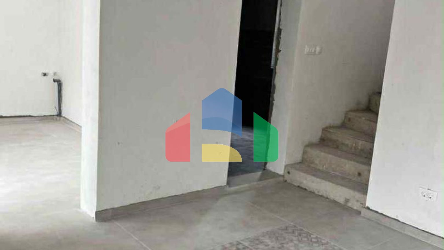 Современный дом у моря в Сутоморе