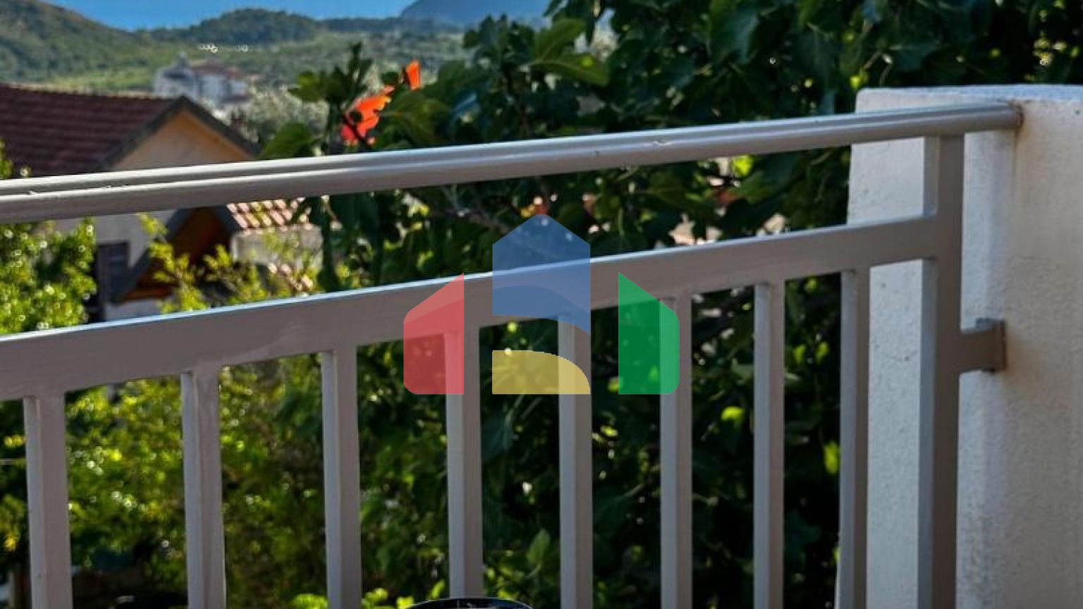 Дом в Сутоморе в отличном состоянии