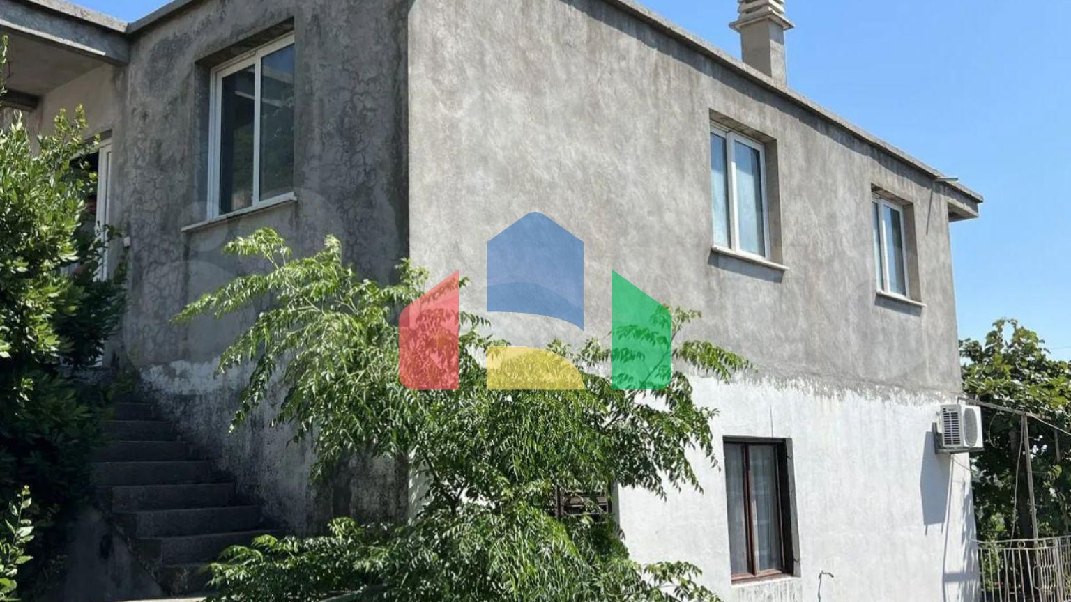 Дом на продажу в Сутоморе, Черногория