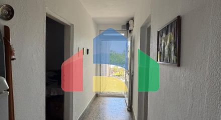 Одноэтажный легальный дом в Сутоморе  с участком