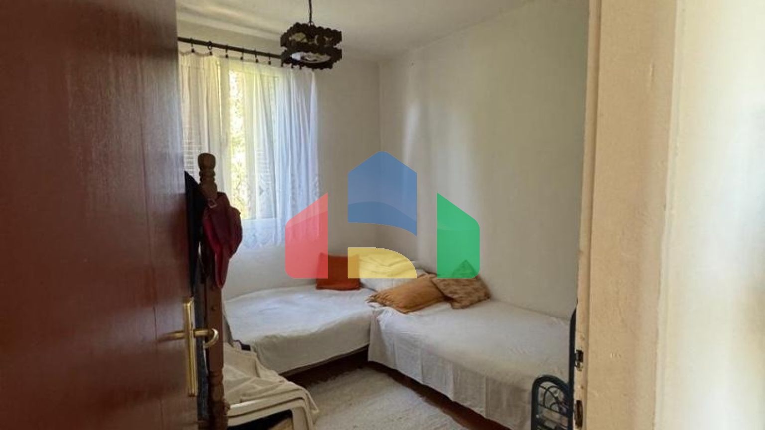 Одноэтажный легальный дом в Сутоморе  с участком