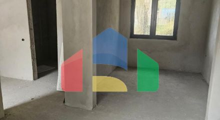 Продается легальный дом в черновой отделке с видом на море.