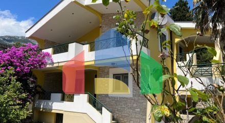 Продаётся двухэтажный уютный дом в Сутоморе