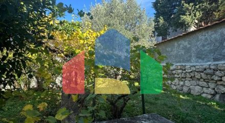 Продаётся двухэтажный уютный дом в Сутоморе