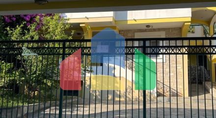 Продаётся двухэтажный уютный дом в Сутоморе