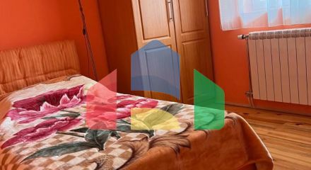 Продаётся двухэтажный уютный дом в Сутоморе