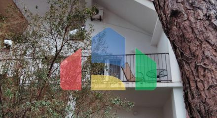 Продажа легального дома c 3 апартаментами в Сутоморе, район Заградже