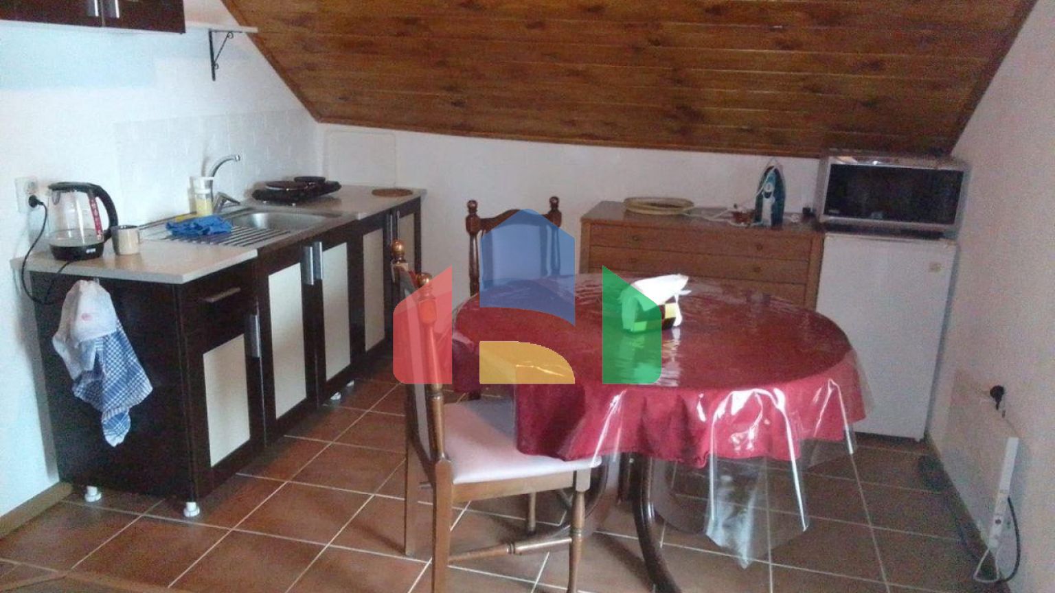 Продажа легального дома c 3 апартаментами в Сутоморе, район Заградже