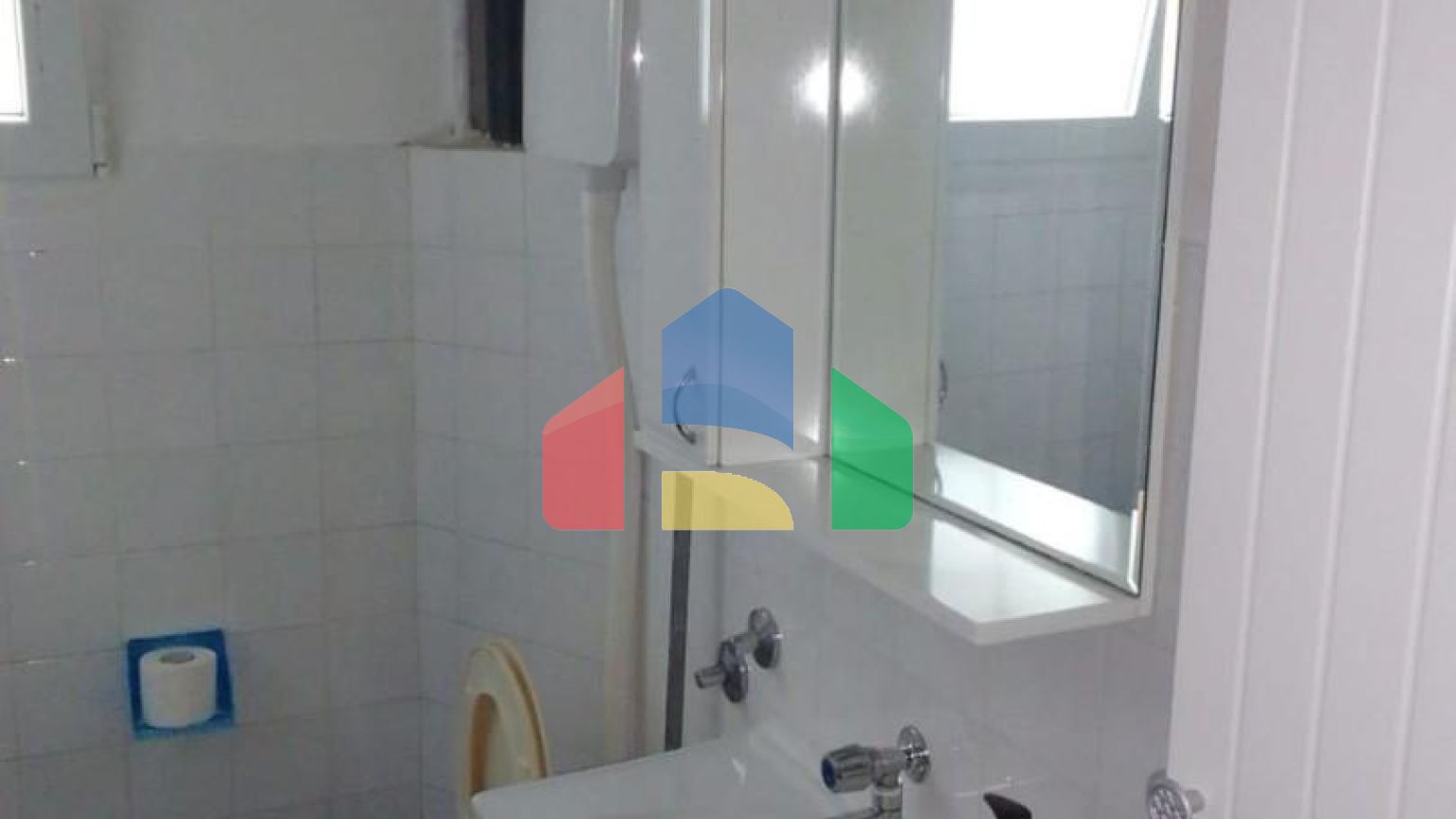 Продажа легального дома c 3 апартаментами в Сутоморе, район Заградже