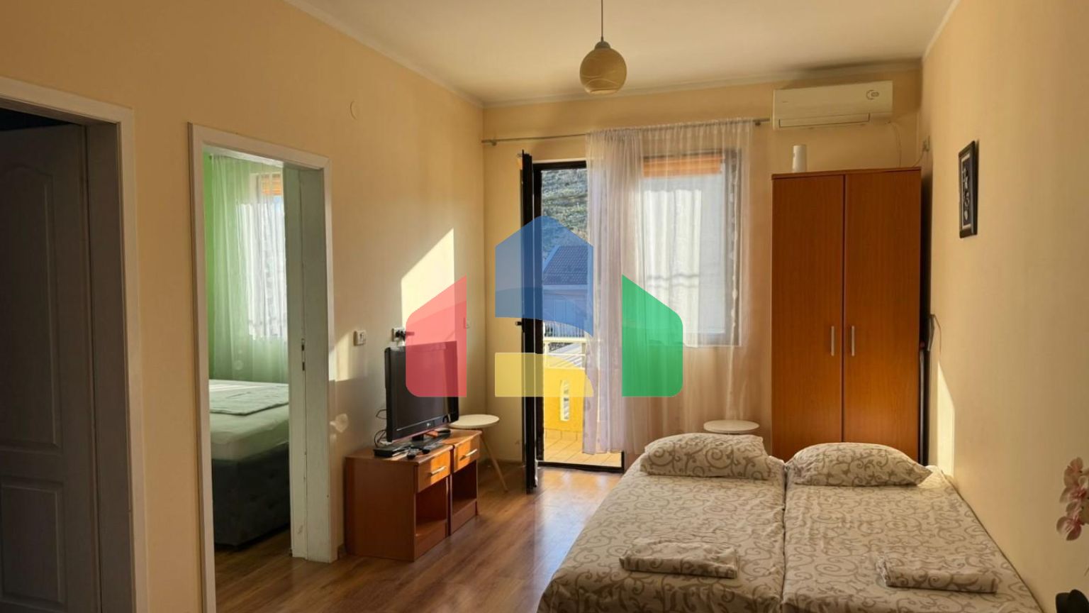 Продажа квартиры в Сутоморе ниже магистрали, на равнине