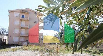 Дом с отдельными квартирами