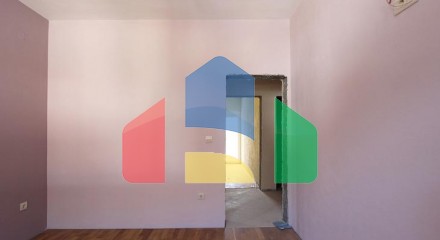 House with separated apartments