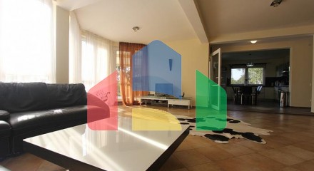 Villa with pool in Sutomore