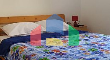 Таунхаус с 4 апартаментами в Сутоморе