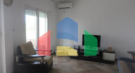 A three-story house with a panoramic view in Sutomore