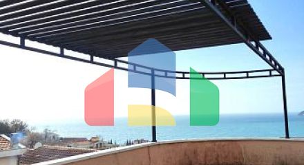 Идеальный семейный дом с видом на море и горы в Сутоморе