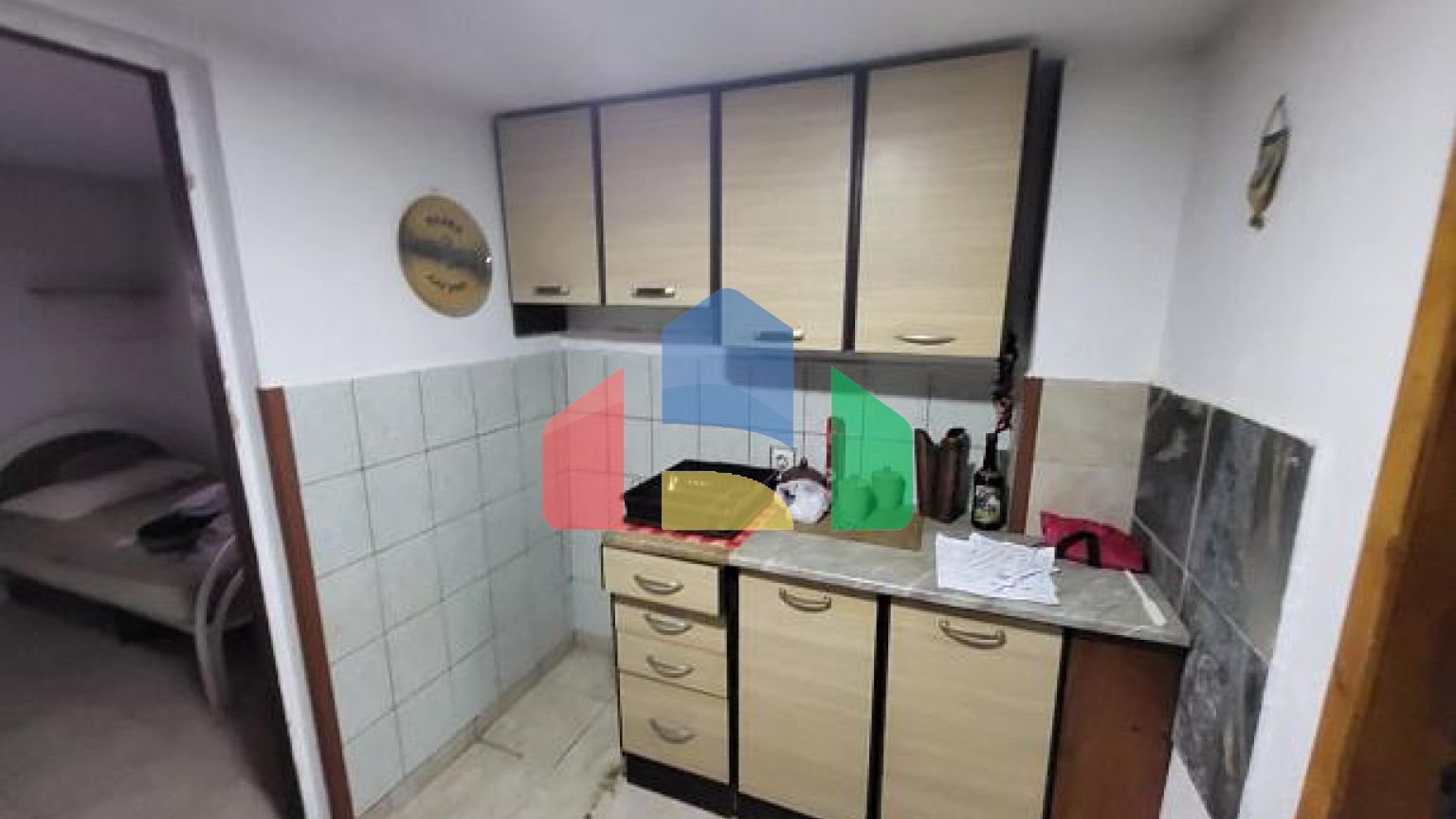 Дом с апартаментами в Сутоморе