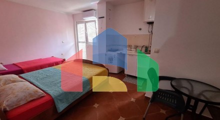 Дом в Сутоморе с 8 спальными комнатами