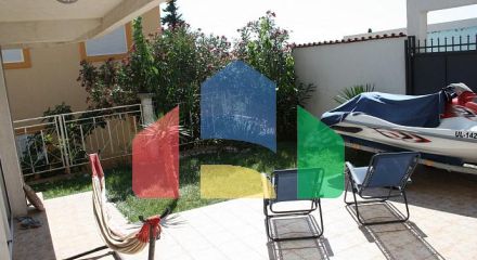 Дом в Сутоморе с видом на море