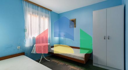 Дом с террасой и видом на море в Баре