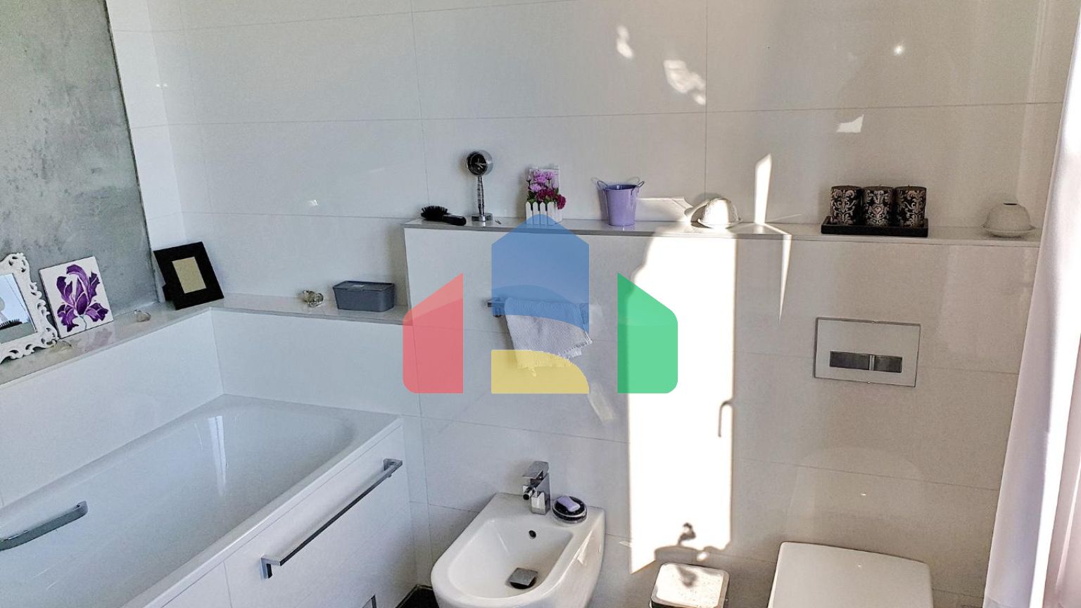 Новая уникальная вилла над Святым Стефаном