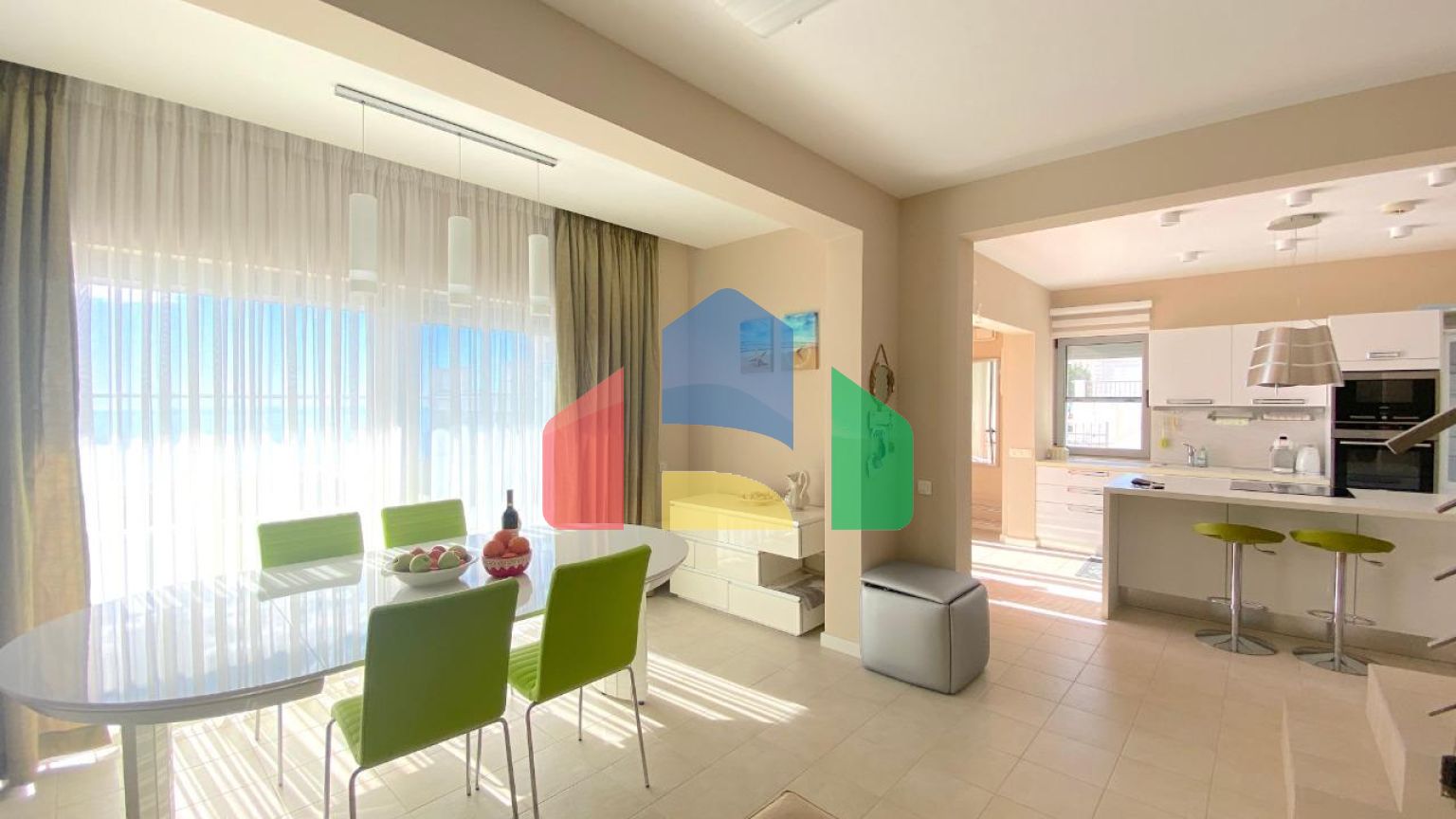 Вилла с тремя спальнями в Близикуче