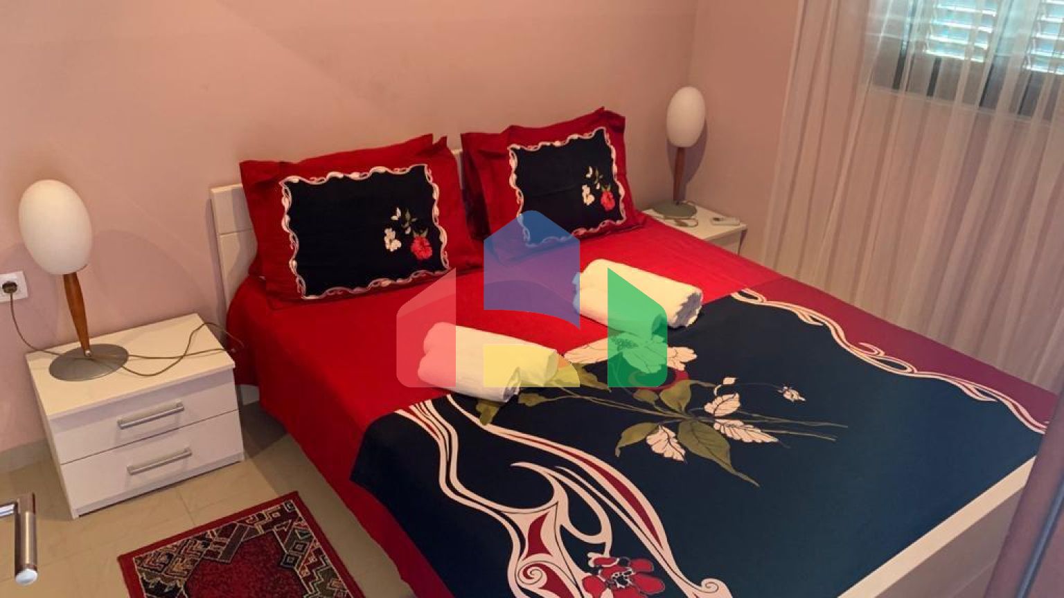 Уютная квартира с1 спальней на Святом Стефане с видом на море