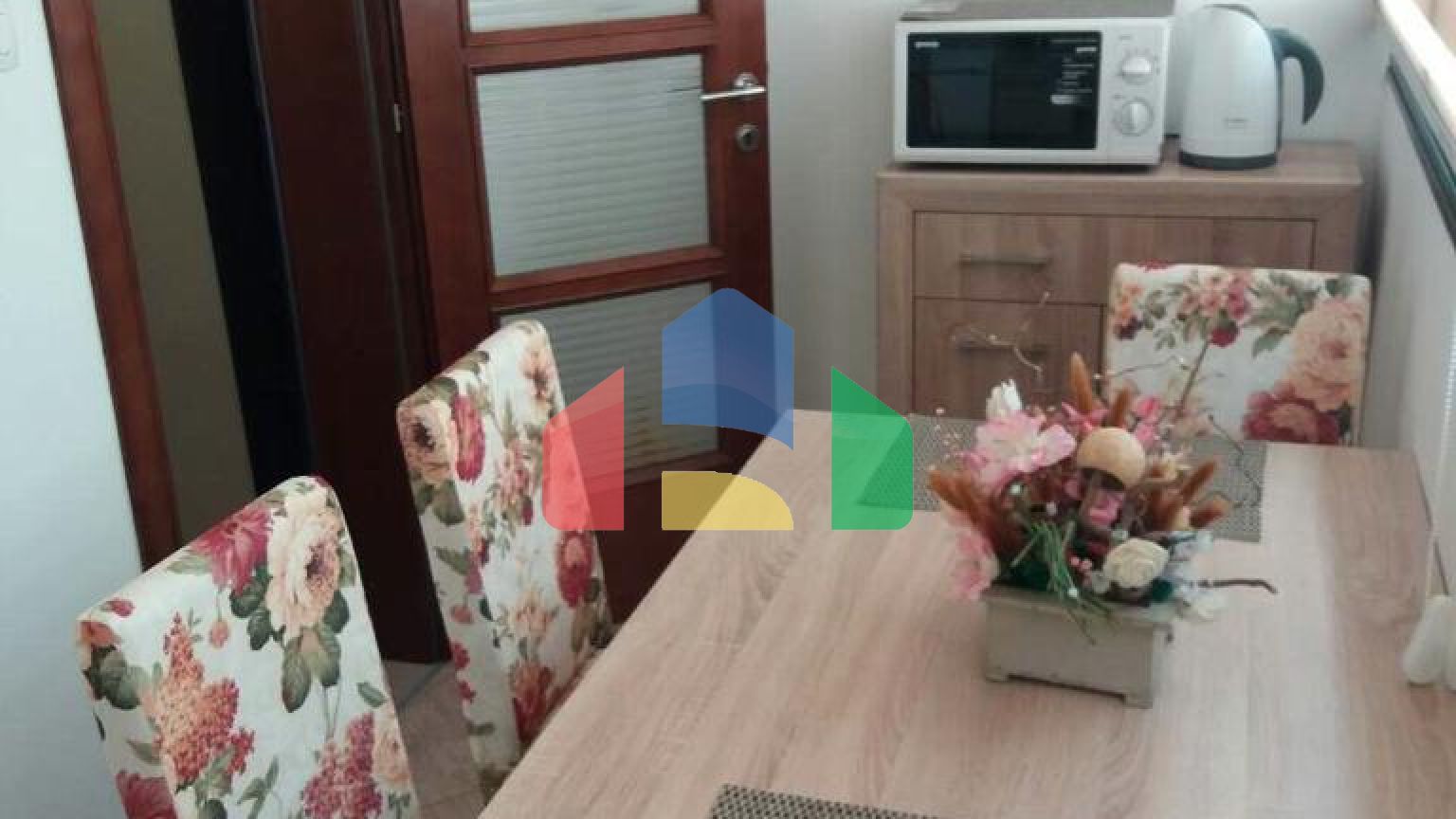 Квартира с 1 спальней на Святом Стефане в 100 метрах от пляжа