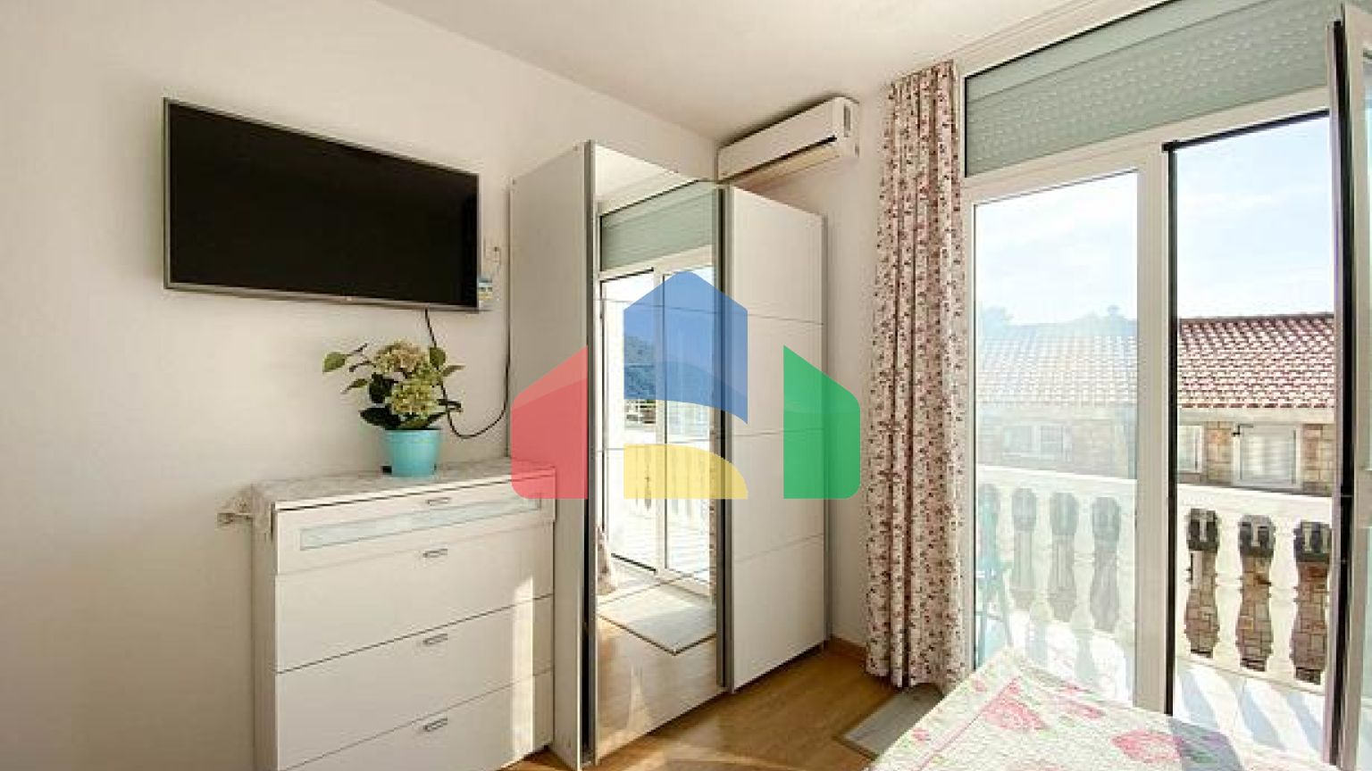 Квартира с видом на море