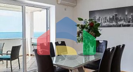 Spacious duplex apartment with sea view in Sveti Stefan