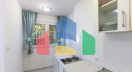 Квартира на продажу с видом на остров Свети Стефан