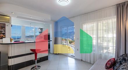 Квартира на продажу с видом на остров Свети Стефан