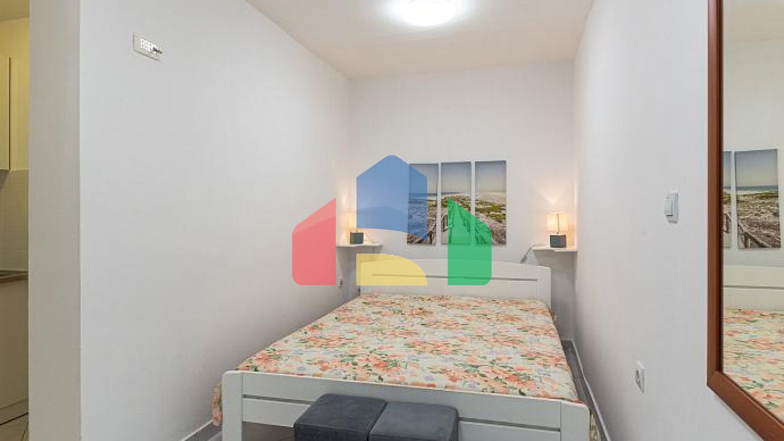 Квартира на продажу с видом на остров Свети Стефан