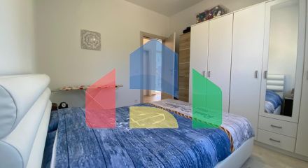 Новый дом с видом на море на полуострове Луштица