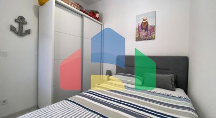 Новый дом с видом на море на полуострове Луштица