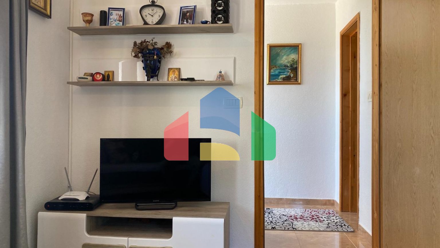 Новый дом с видом на море на полуострове Луштица