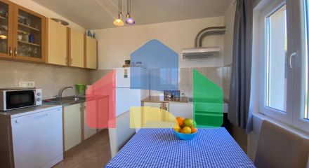 Новый дом с видом на море на полуострове Луштица