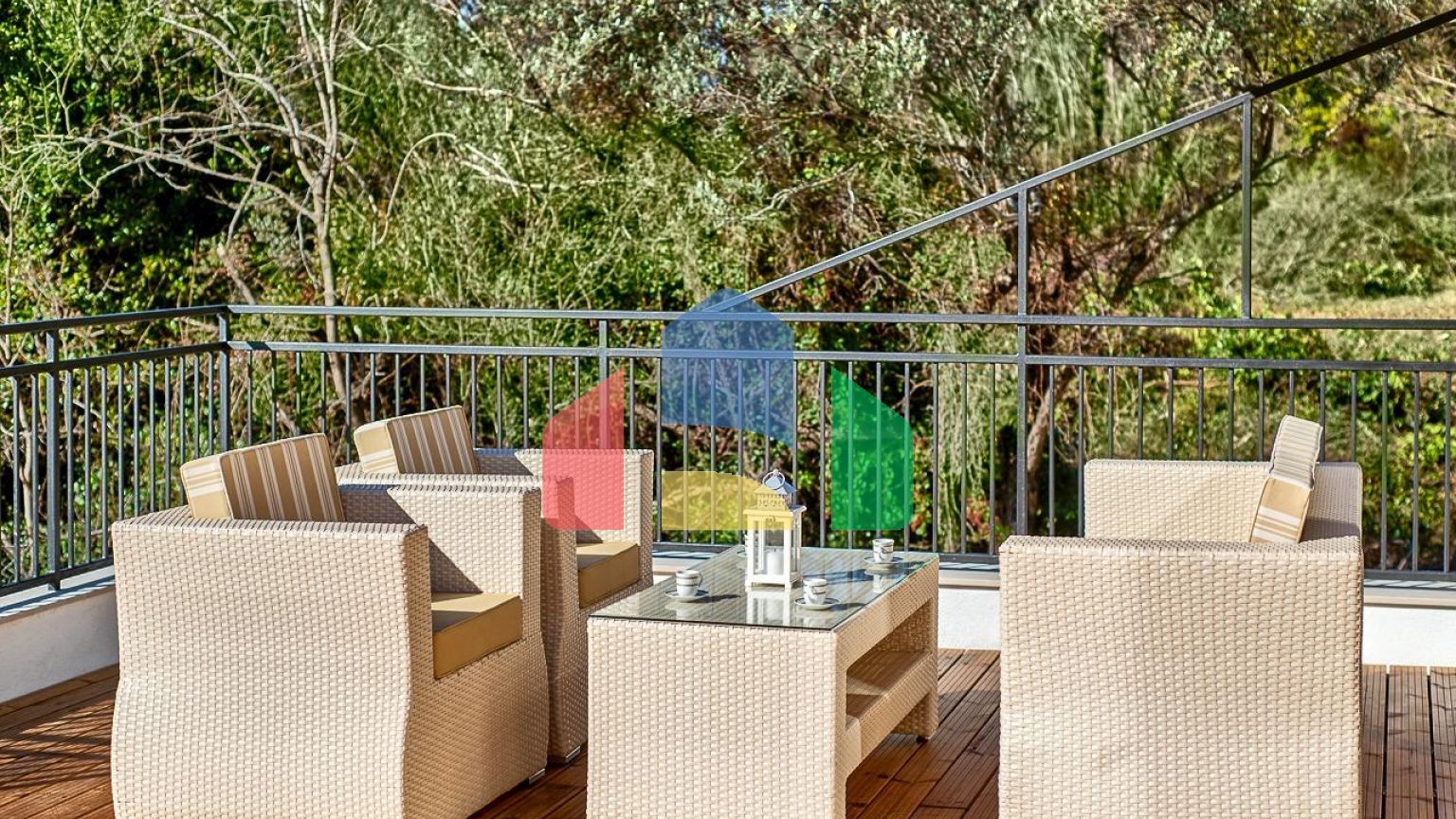 Новая вилла в Мажине, Тиват