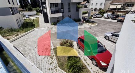 Квартира с 1 спальней  в комплексе в Донья Ластва