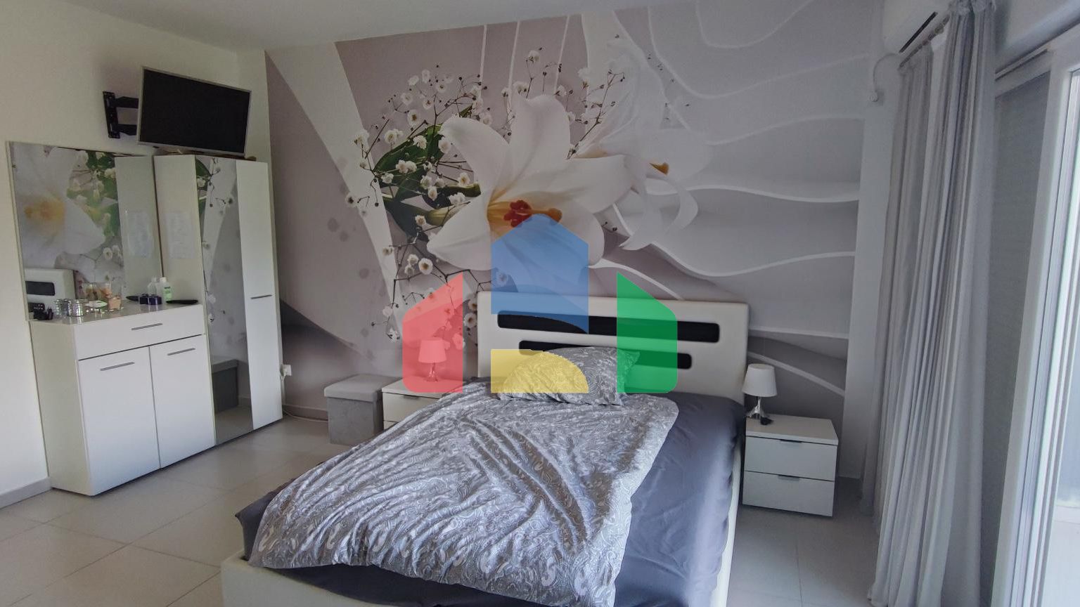 Готовый бизнес, мини-отель на 10 номеров в Тивате