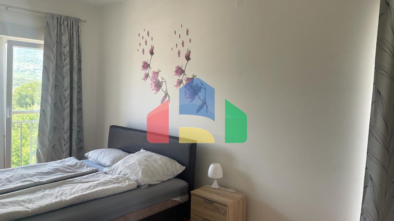 Готовый бизнес, мини-отель на 10 номеров в Тивате