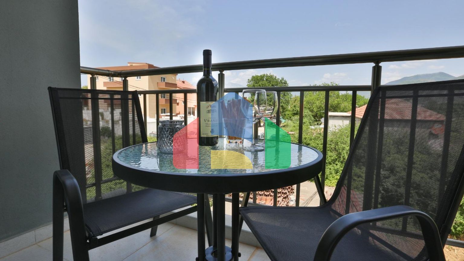 Готовый бизнес, мини-отель на 10 номеров в Тивате